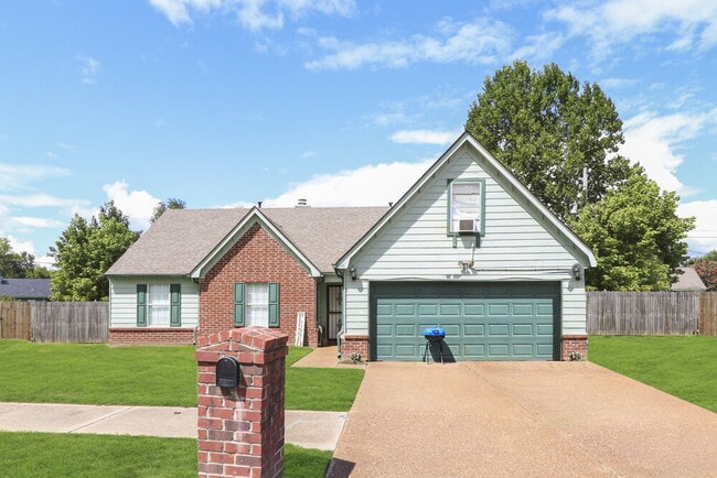 property at 4544 Cottage Hill Cove