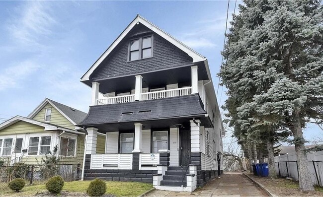 property at 1176 Norwood Rd