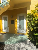 719 NE 16th Ave in Fort Lauderdale, FL - Building Photo