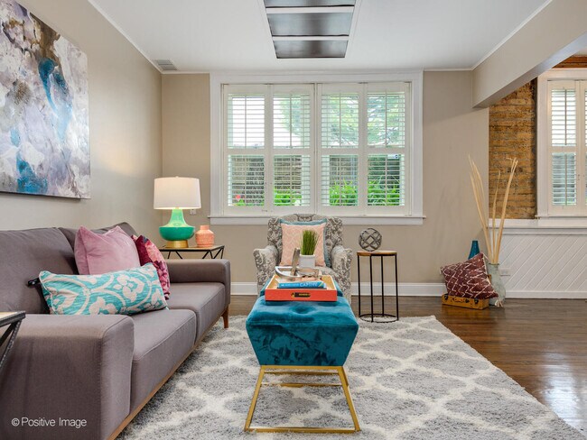 1748 W Granville Ave-Unit -G in Chicago, IL - Building Photo - Building Photo