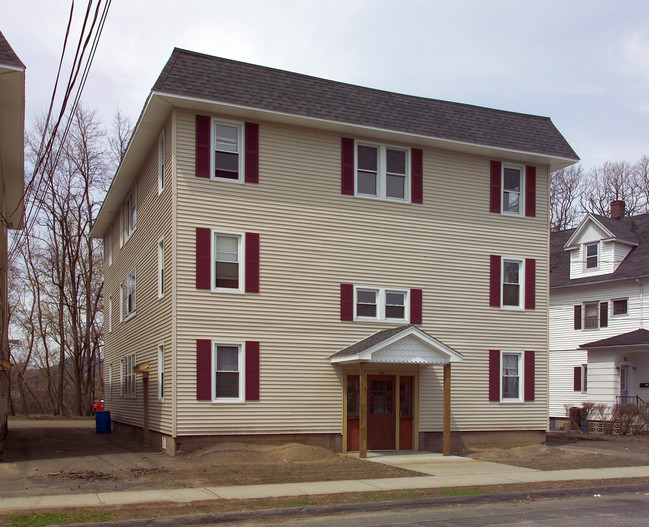 88 Rivers Ave in Chicopee, MA - Building Photo - Building Photo