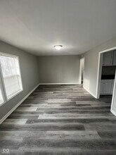 3549 N Linwood Ave in Indianapolis, IN - Building Photo - Building Photo