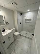 3106 N Calvert St in Baltimore, MD - Building Photo - Interior Photo