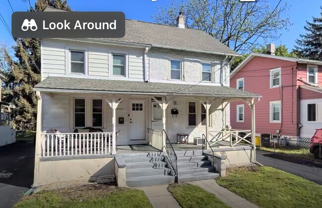 property at 220 Simpson Rd