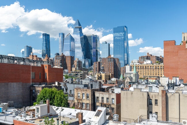 FOUND Study Chelsea- Student/Intern in New York, NY - Building Photo - Building Photo