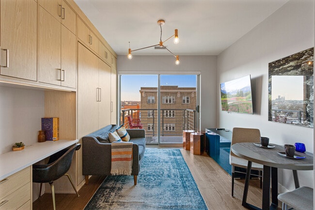 property at 2550 17th St NW