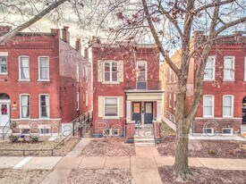 2211 Indiana Ave in St. Louis, MO - Building Photo
