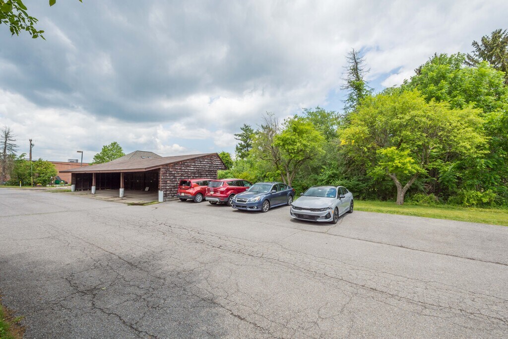 Heritage Meadows Apartments Mcmurray, PA Apartments For Rent