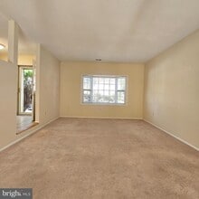 8994 Bonham Cir in Manassas, VA - Building Photo - Building Photo