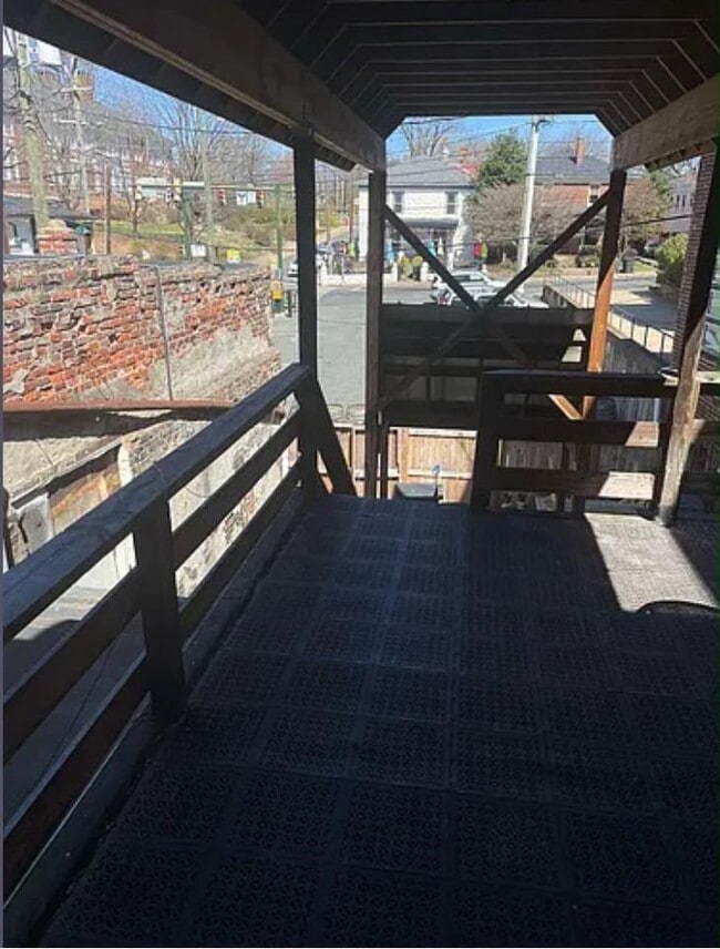 property at 119 W Main St
