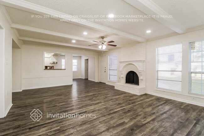 1918 Hamlin Valley Dr in Houston, TX - Building Photo - Building Photo