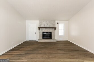 4771 N Springs Rd NW in Kennesaw, GA - Building Photo - Building Photo