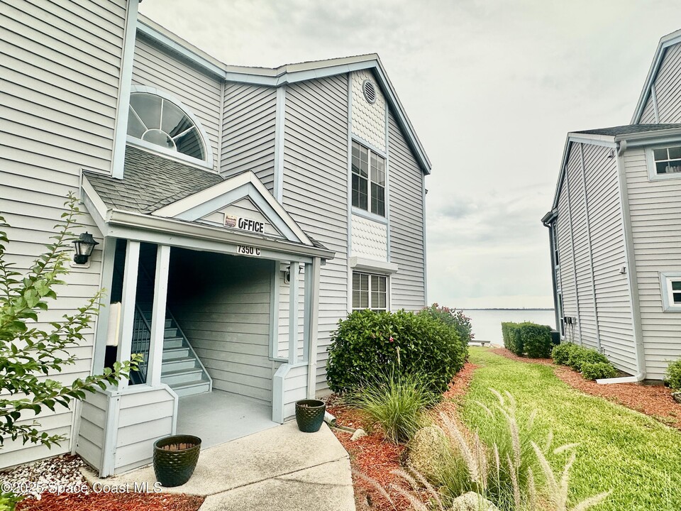 7350 Highway 1 in Port Saint John, FL - Building Photo