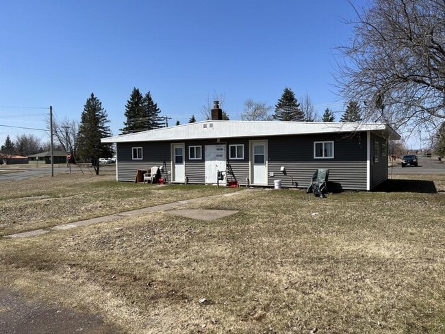 1634 Hill Ave in Superior, WI - Building Photo - Building Photo
