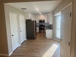 10507 Kirkdale Dr in Houston, TX - Building Photo - Building Photo