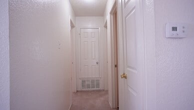7404 Vintage Hills Dr in Austin, TX - Building Photo - Building Photo