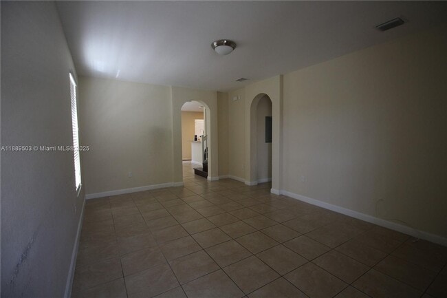 9205 SW 170th Pl in Miami, FL - Building Photo - Building Photo