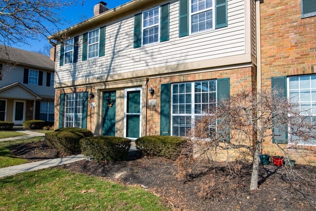 7778 Deercrest Ct in Dublin, OH - Building Photo - Building Photo