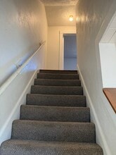 15 Parsons St, Unit 11 in Easthampton, MA - Building Photo - Building Photo