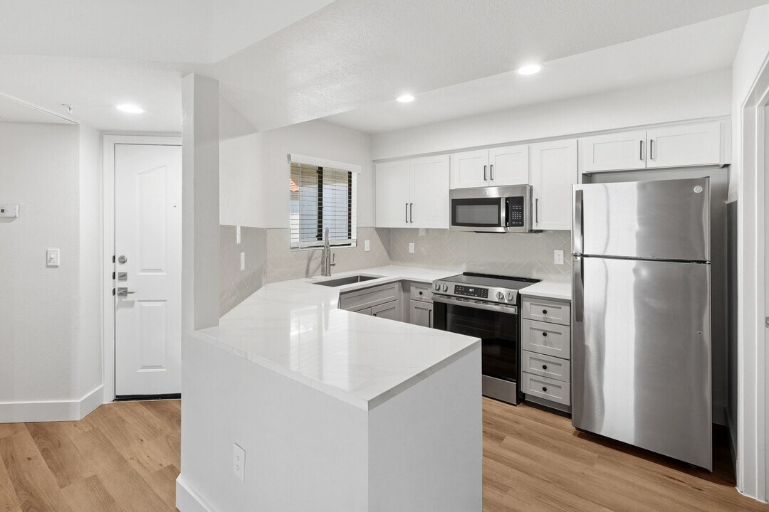 Calista in Scottsdale, AZ - Building Photo