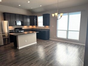 163 Emery Oak Way in Huntsville, TX - Building Photo - Building Photo