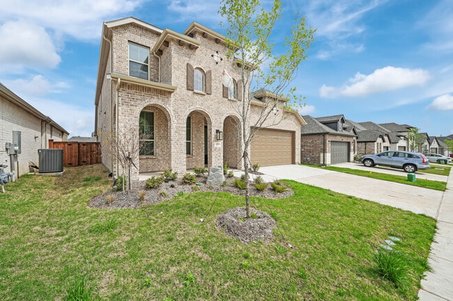 3729 Paradise Way in Sherman, TX - Building Photo - Building Photo