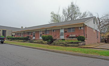 1314-1320 E 12th St in Tulsa, OK - Building Photo - Building Photo