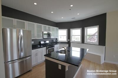 110 Chester St, Unit 1 in Boston, MA - Building Photo - Building Photo