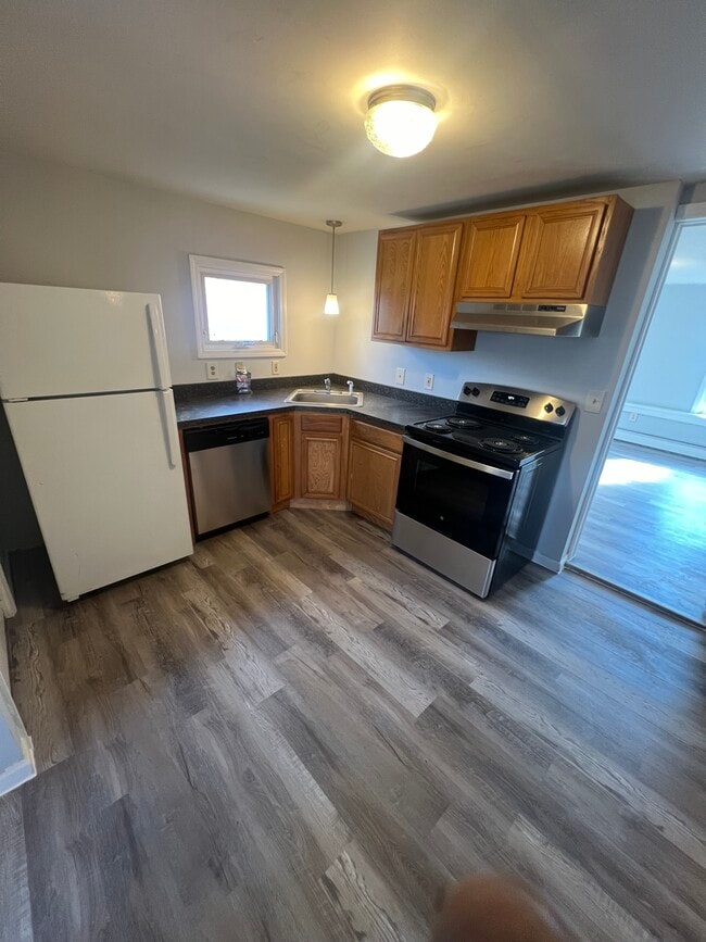 336 Washington Ave, Unit 3