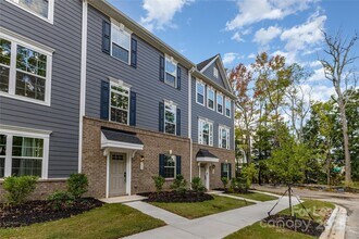 306 New Gallant Dr in Stallings, NC - Building Photo - Building Photo