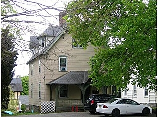 103 Ardmore Ave in Ardmore, PA - Building Photo