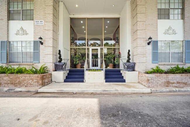 property at 2601 Bellefontaine