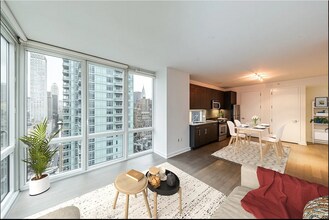 119 5th Ave in New York, NY - Building Photo - Building Photo