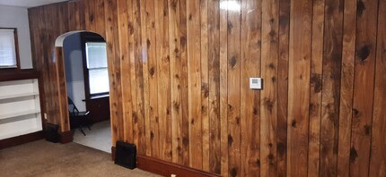 922 Baughman St in Akron, OH - Foto de edificio - Building Photo