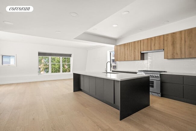 property at 5-30-30 51st Ave