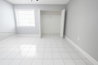 140 NW 14th Ave in Miami, FL - Building Photo - Building Photo