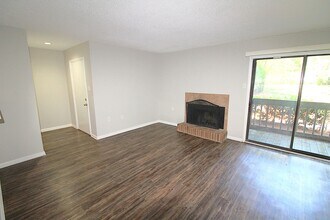 5020 Sardis Rd in Charlotte, NC - Building Photo - Building Photo
