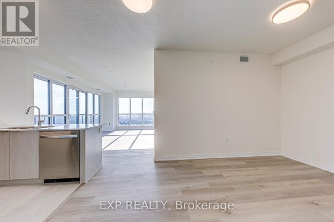 property at 15 Watergarden Dr