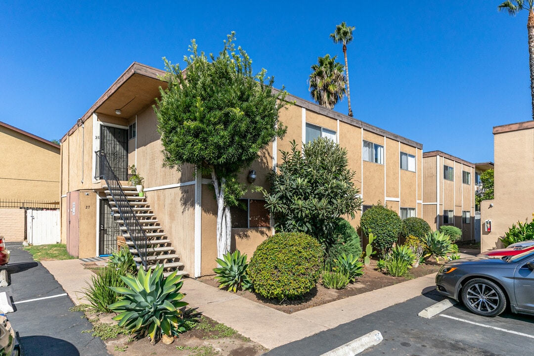 Terre at Ballantyne in El Cajon, CA - Foto de edificio