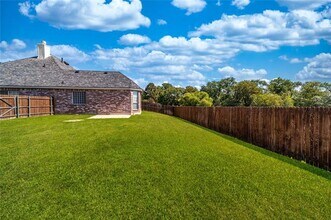 3200 Heatherbrook Dr in Plano, TX - Building Photo - Building Photo