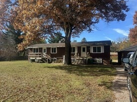 1612 52nd St S in Wisconsin Rapids, WI - Building Photo