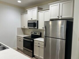 37140 Woodgate Ave in Prairieville, LA - Building Photo