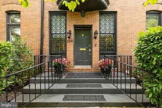 2200 Decatur Pl NW in Washington, DC - Building Photo - Building Photo