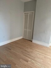 1050 Stuyvesant Ave in Trenton, NJ - Building Photo - Building Photo