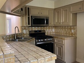 8344 Detroit St in Houston, TX - Building Photo - Building Photo