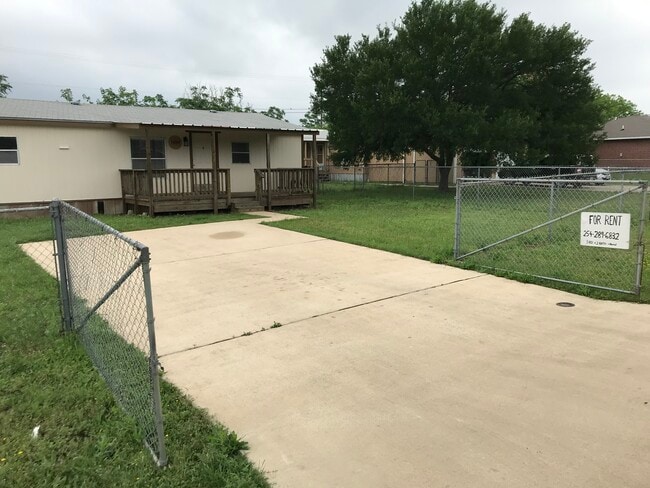 property at 1414 Tejas Trail