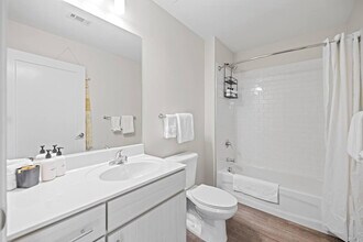 205 Demonbreun St in Nashville, TN - Building Photo - Building Photo