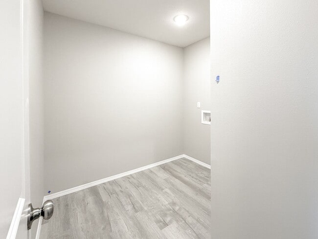 3404 N Nixon Ave in Springfield, MO - Building Photo - Building Photo