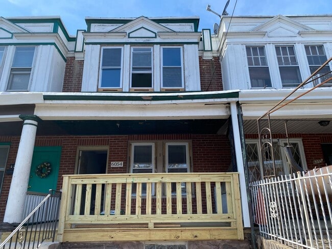 property at 6054 N Norwood St