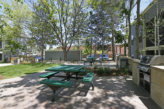 Blue Sky Lofts in Boulder, CO - Foto de edificio - Building Photo